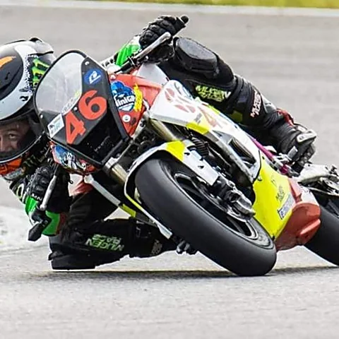 Matteo Masili, pilota Moto3 numero 46 — foto di gara
