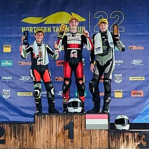 Matteo Masili, pilota Moto3 numero 46 — foto di gara